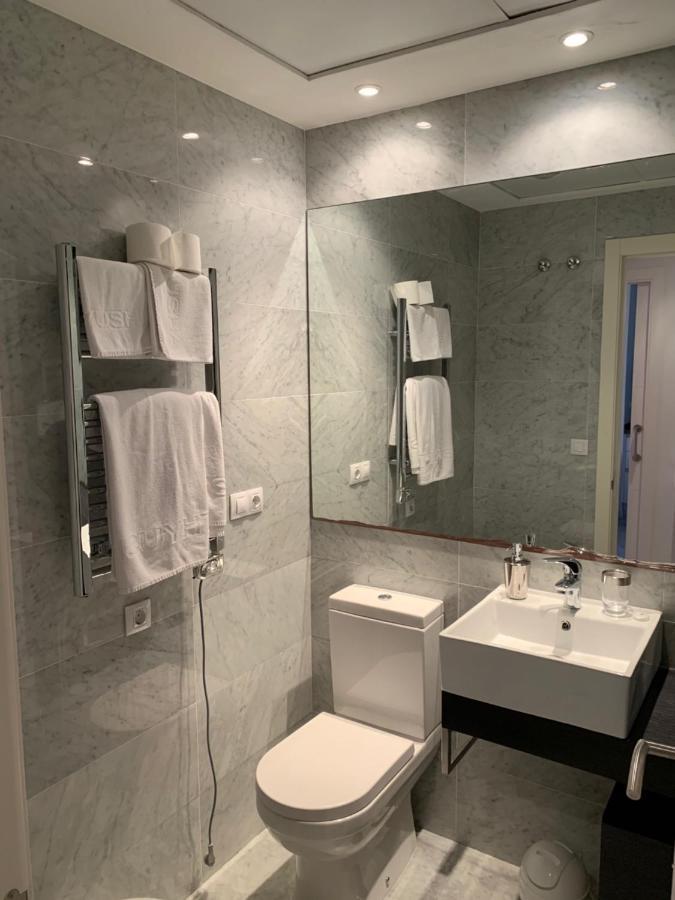 Apartamentos Benivistas ベニドルム エクステリア 写真