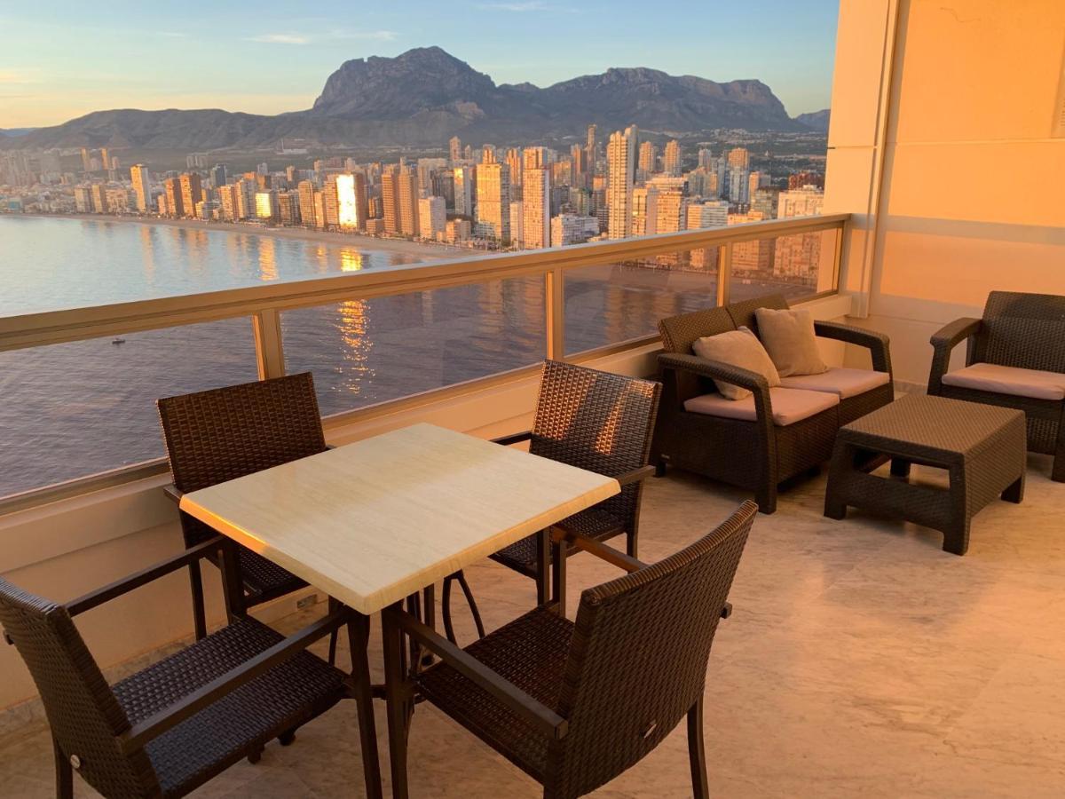 Apartamentos Benivistas ベニドルム エクステリア 写真